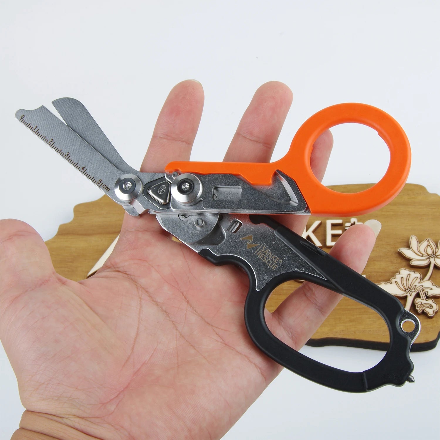 Multifunctional Scissor Tactical